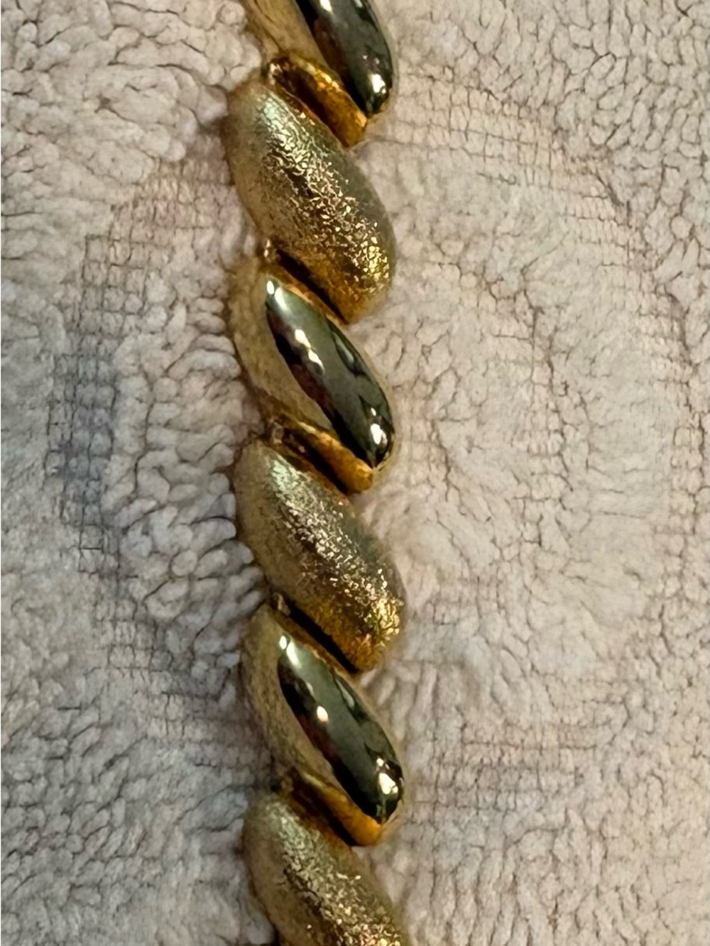 Vintage Gold-Tone Textured and Polished Link Bracelet - Women Jewelry